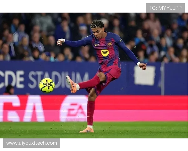 巴萨国家德比失利后九连胜，韧性反弹领跑积分榜