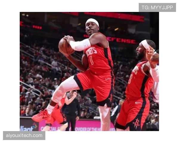 火箭140-106大胜爵士豪取4连胜，谢泼德三分神迹延续